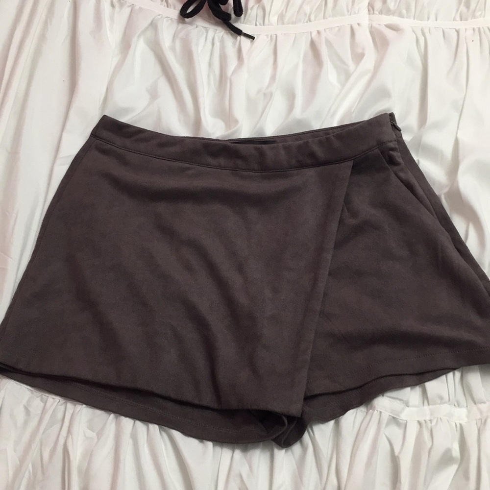 DO+BE SKORT